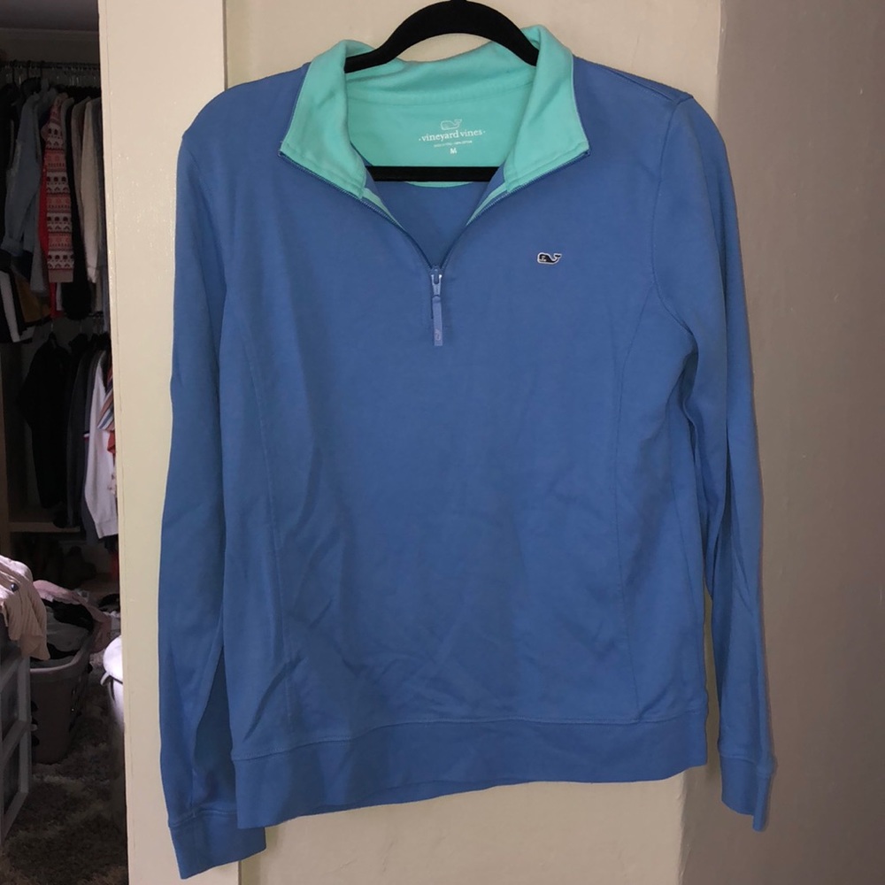 Vineyard Vines sweater